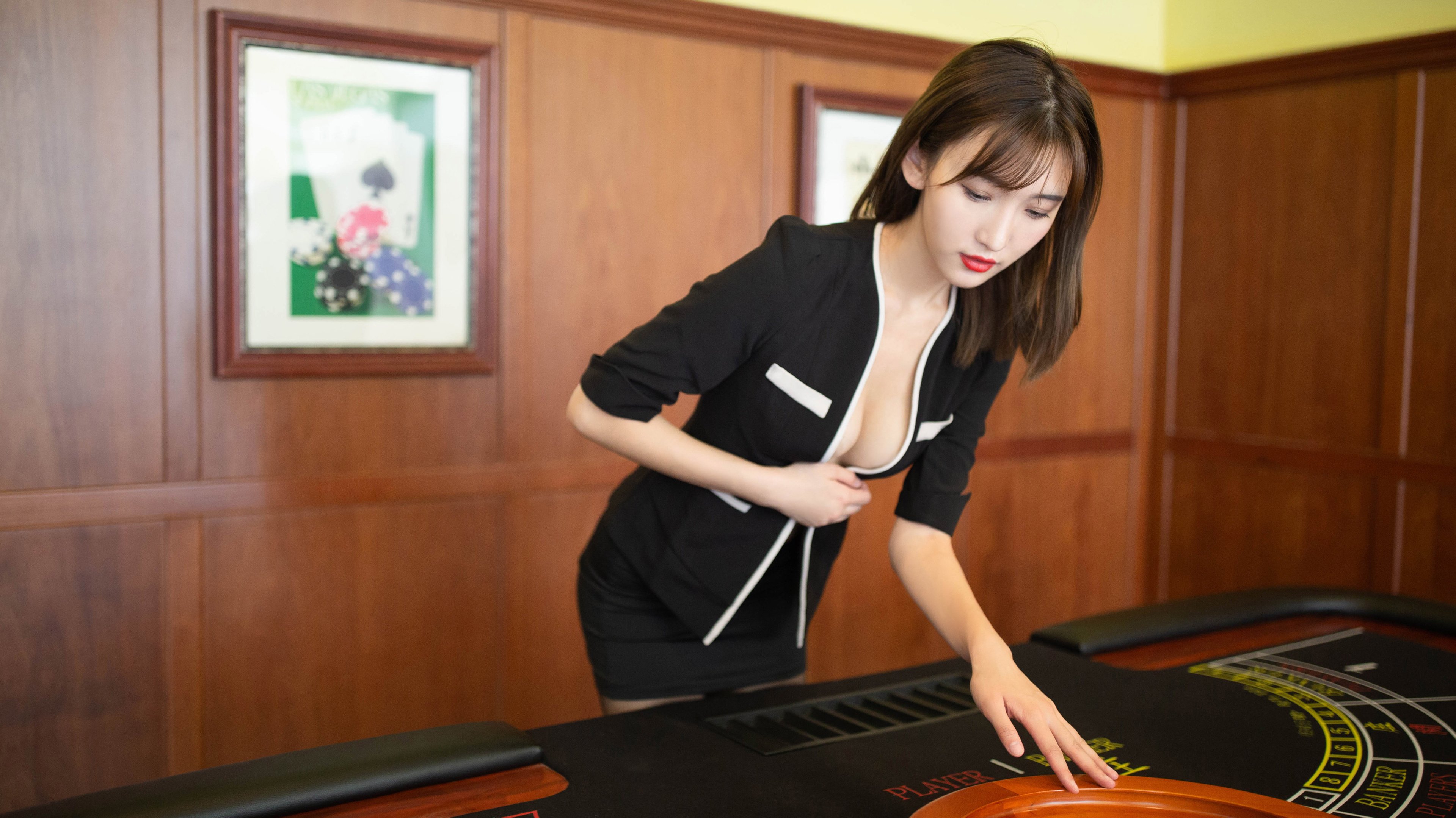 开云网页版-“网球对决：高新体育中心迎来世界顶级选手争霸”