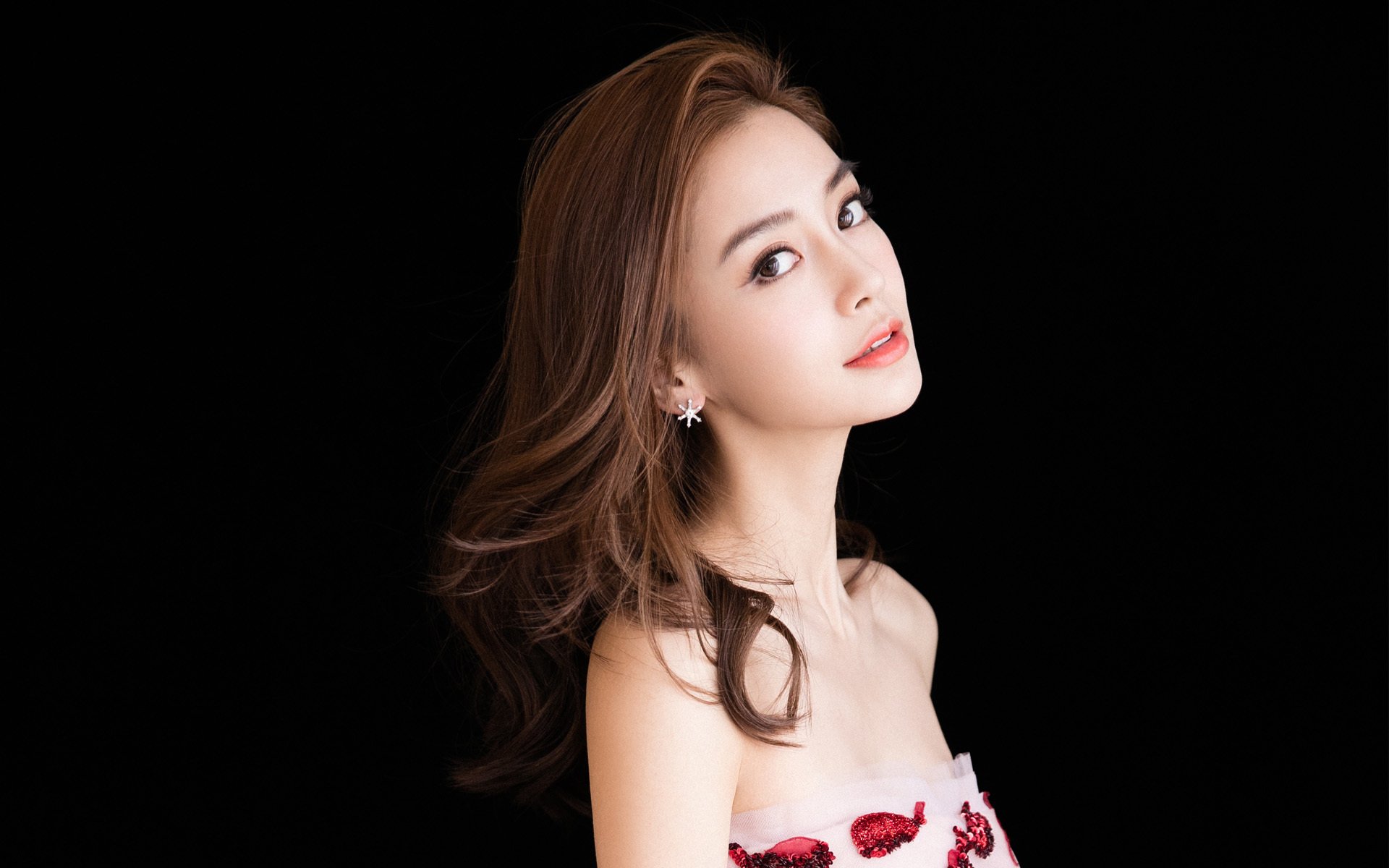 体育新闻中心开展体育新闻行业发展趋势数据分析，我国体育新闻传播的现状及趋势展望