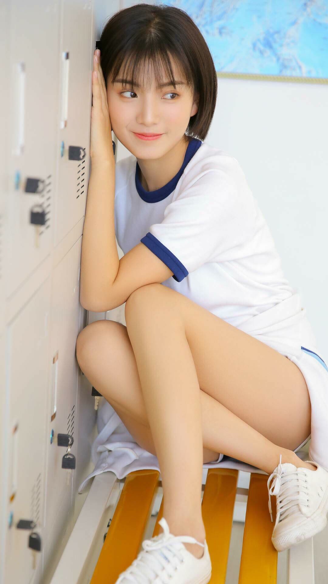 切尔西中场组织流畅，控球率高居榜首，切尔西的中场