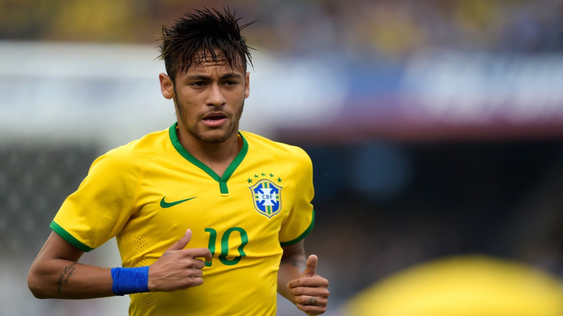 美国男足在巴黎奥运会比赛中以2-1战胜阿根廷，美国男足vs巴西